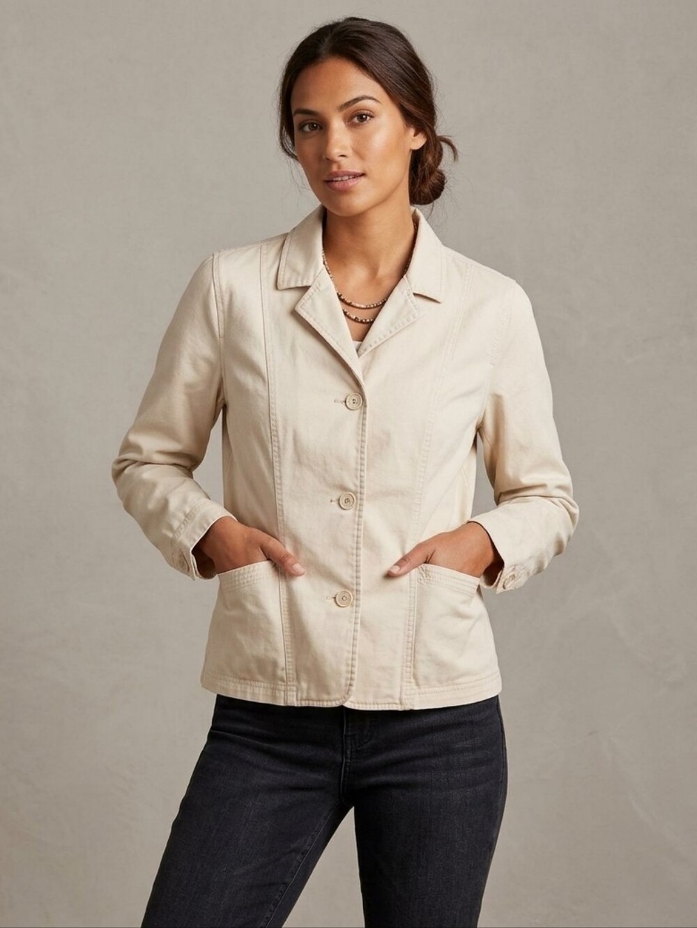 Sonoma Cream Blazer with Notched Collar and Relaxed Fit